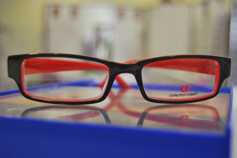 opticien-ASPREMONT-min_view-sight-lens-frame-optics-spectacles-1141012-pxhere.com